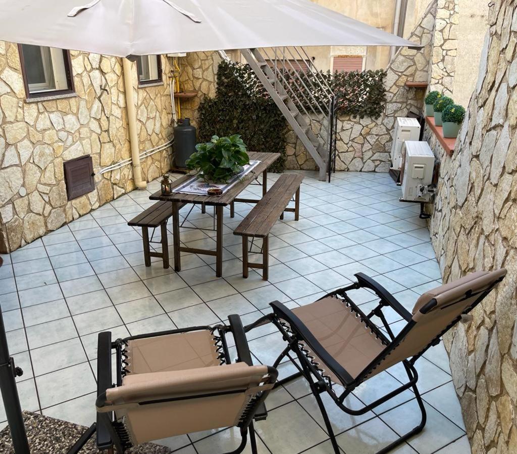 Amati Holidays Palermo Esterno foto